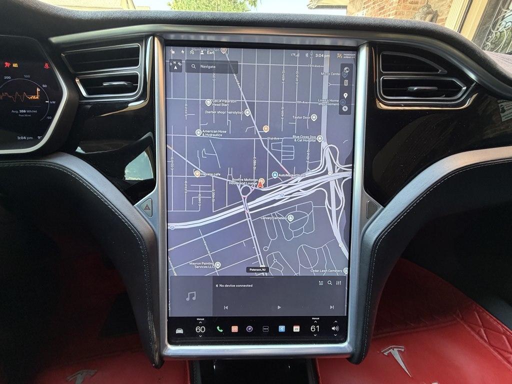 Tesla Model S  2015