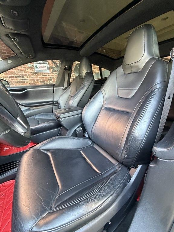 Tesla Model S  2015