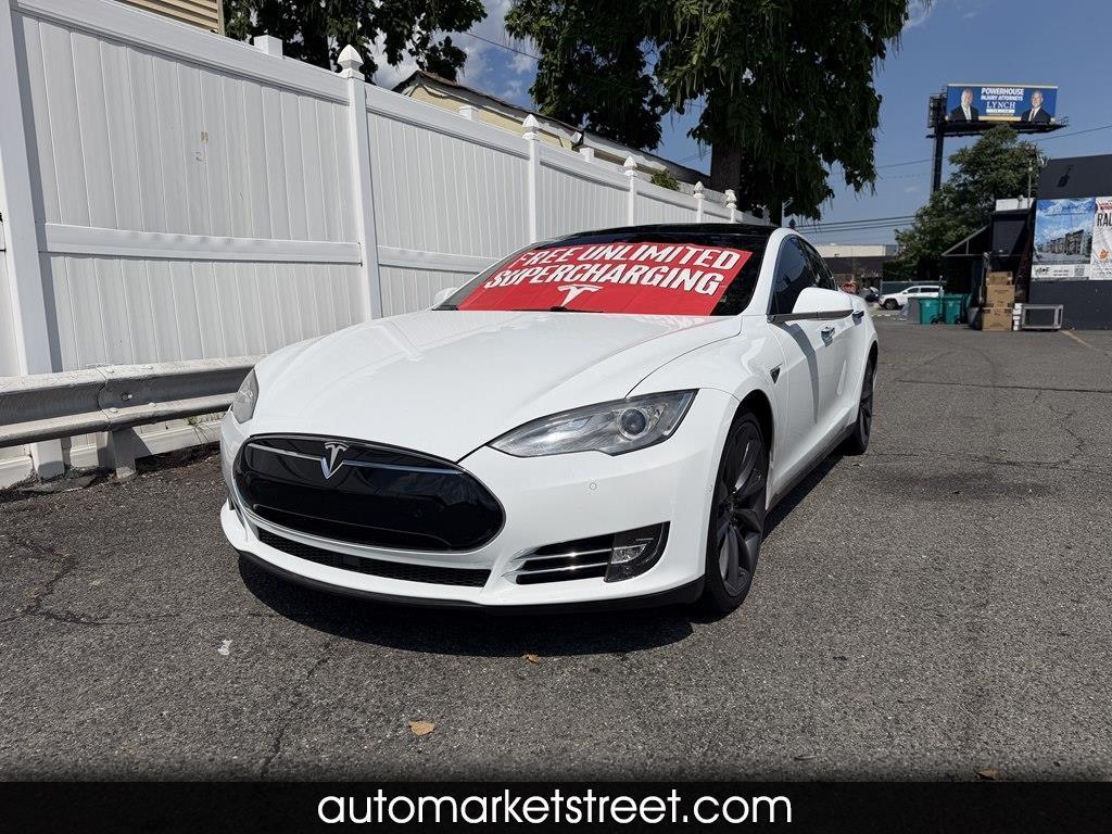 2015 Tesla Model S FREE SUPERCHARGER