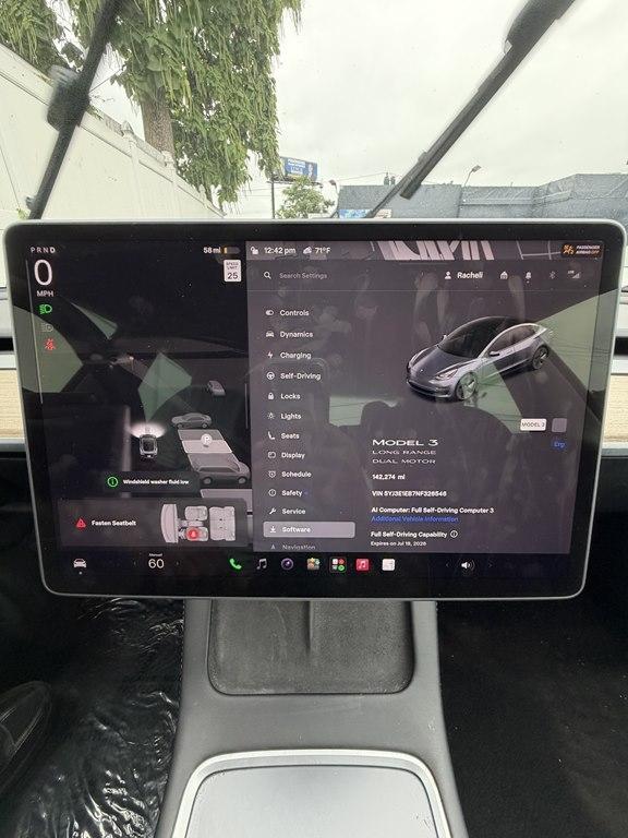 Tesla Model 3  2022