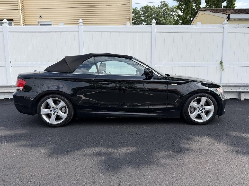 BMW 1-Series  2011