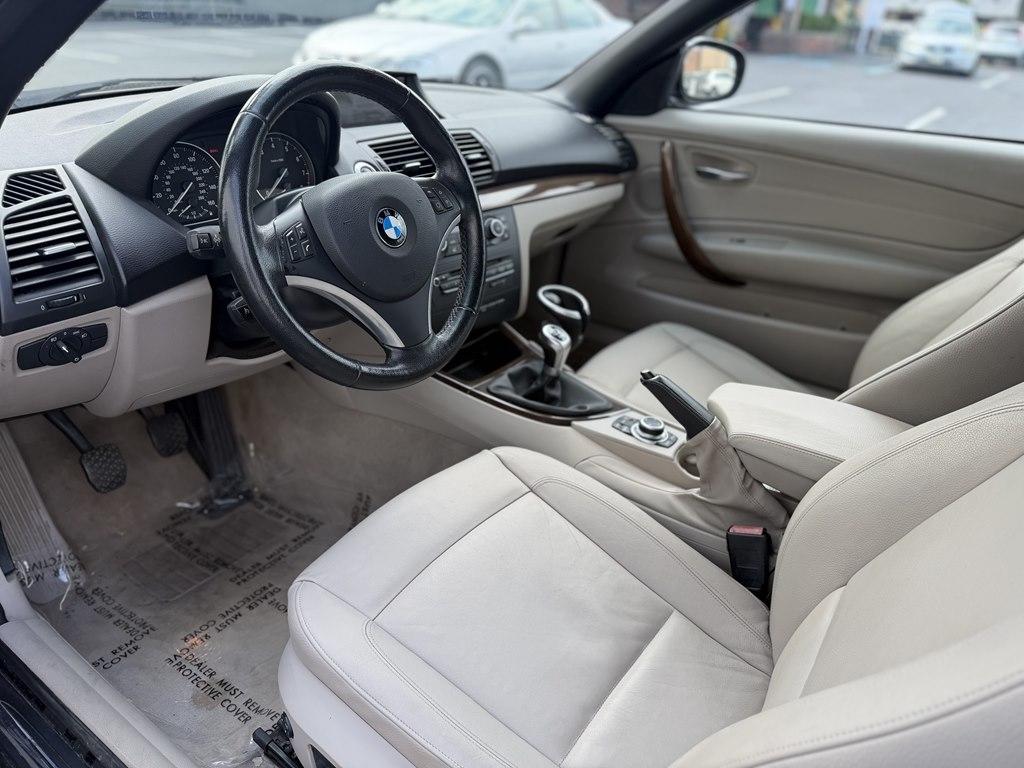 BMW 1-Series  2011