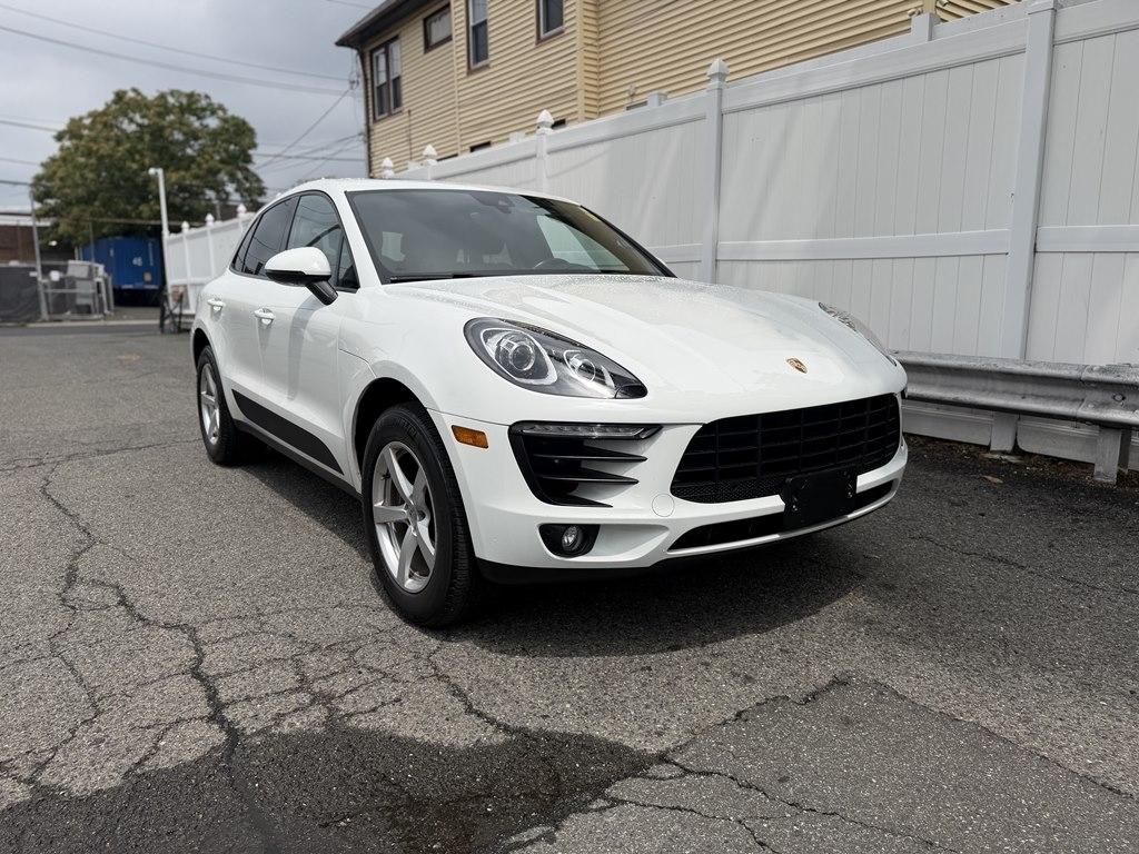 Porsche Macan  2017