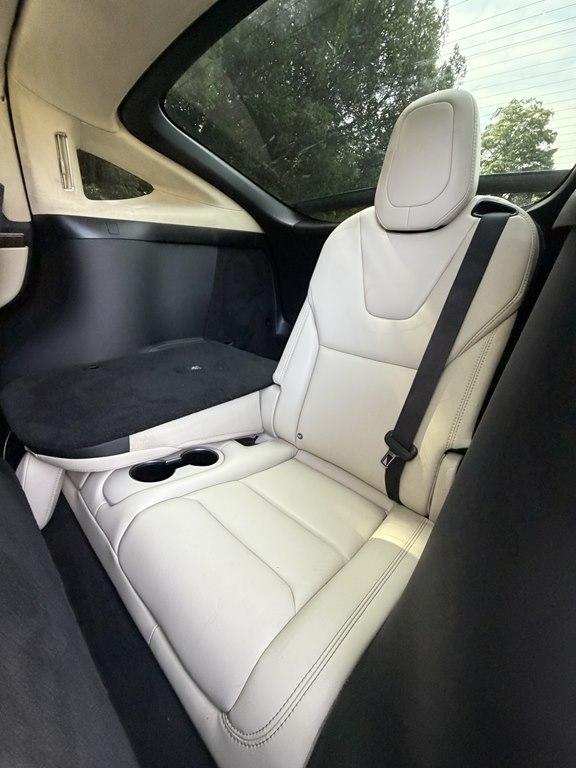 Tesla Model X  2018