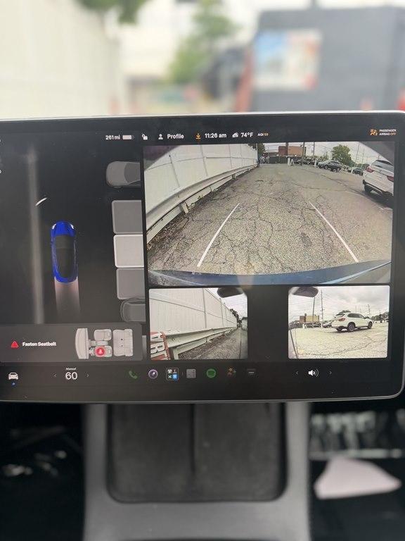 Tesla Model 3  2021