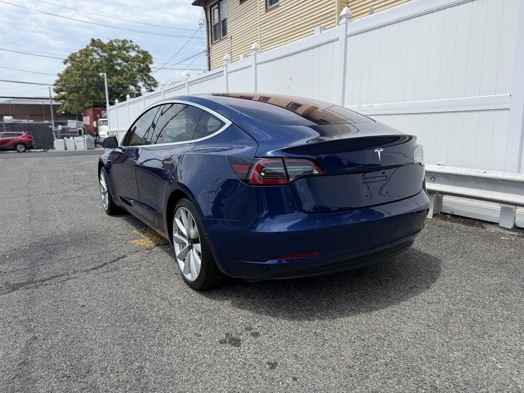 Tesla Model 3  2018