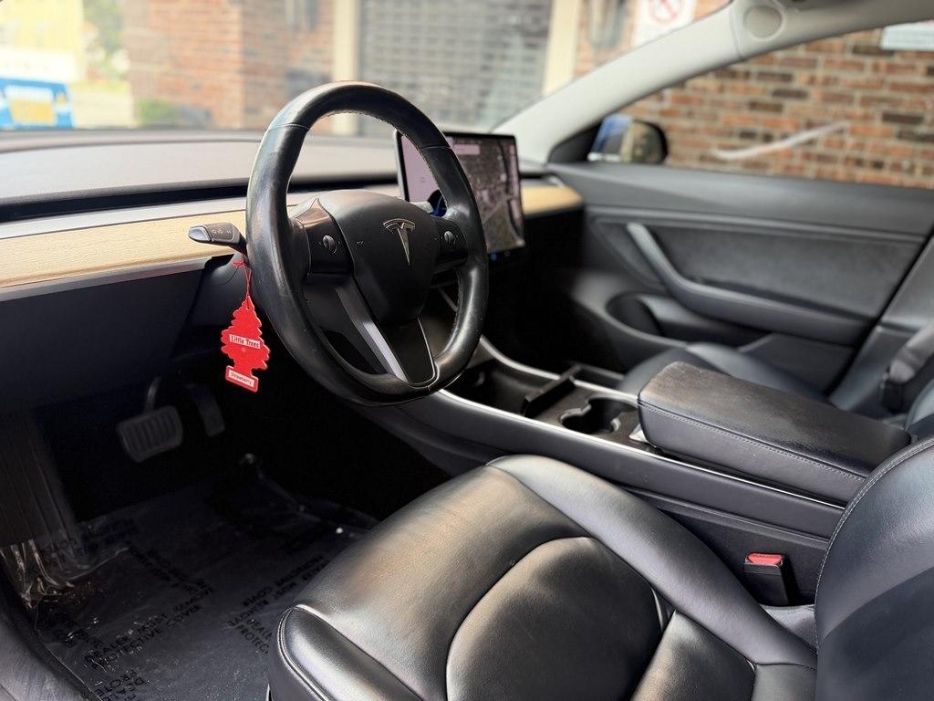 Tesla Model 3  2018