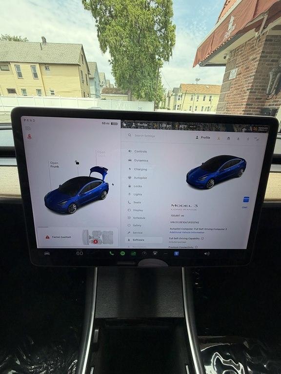 Tesla Model 3  2018