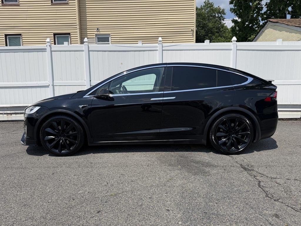 Tesla Model X  2019