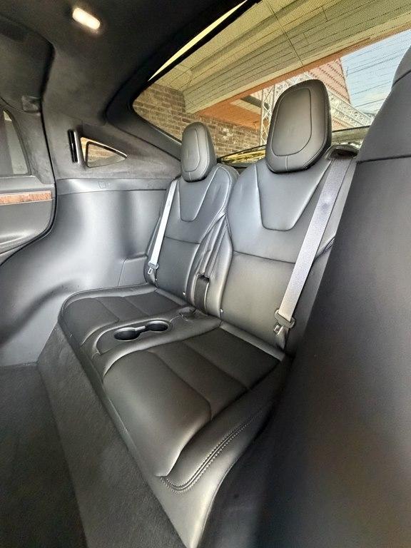 Tesla Model X  2019