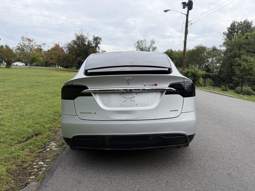 Tesla Model X  2018