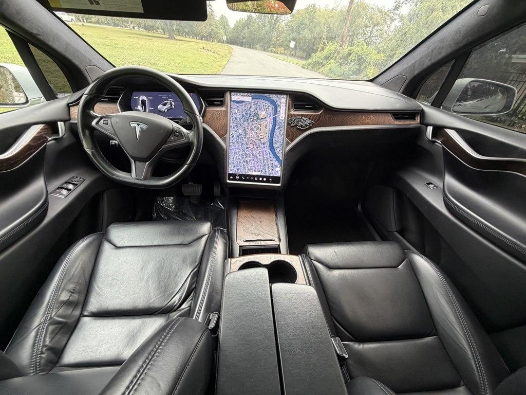 Tesla Model X  2018