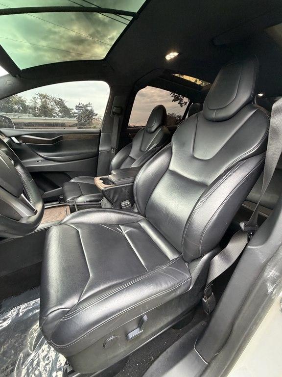Tesla Model X  2018
