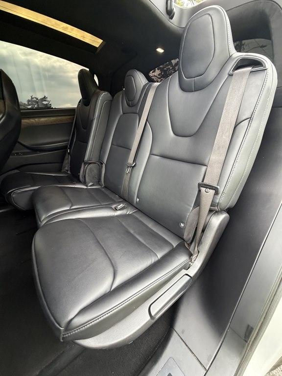 Tesla Model X  2018