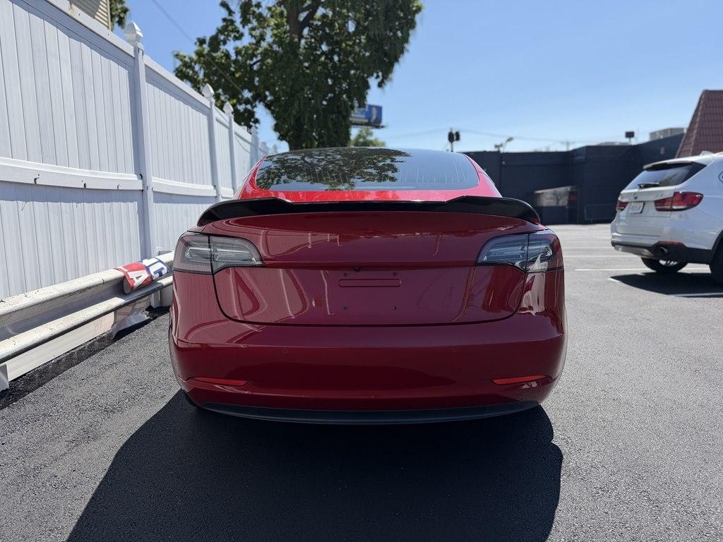 Tesla Model 3  2018