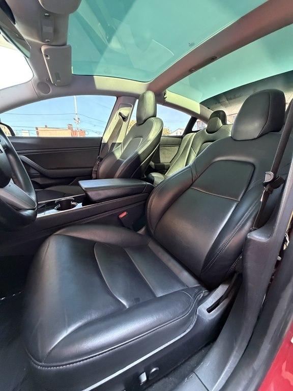 Tesla Model 3  2018