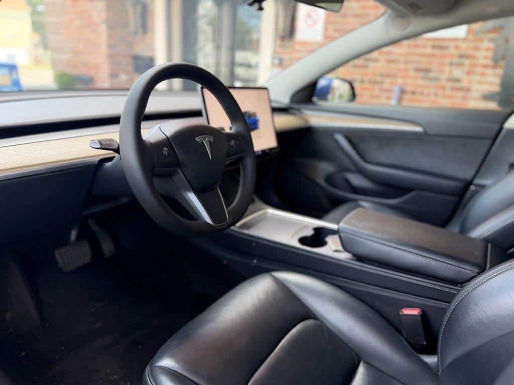 Tesla Model 3  2022