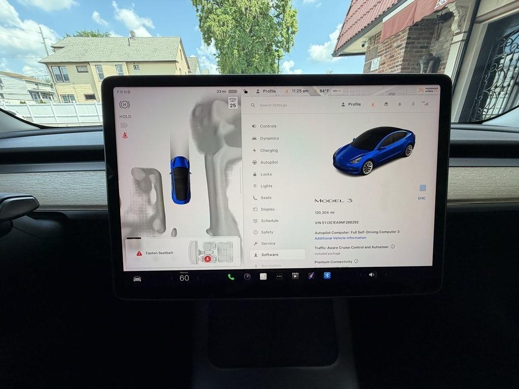 Tesla Model 3  2022