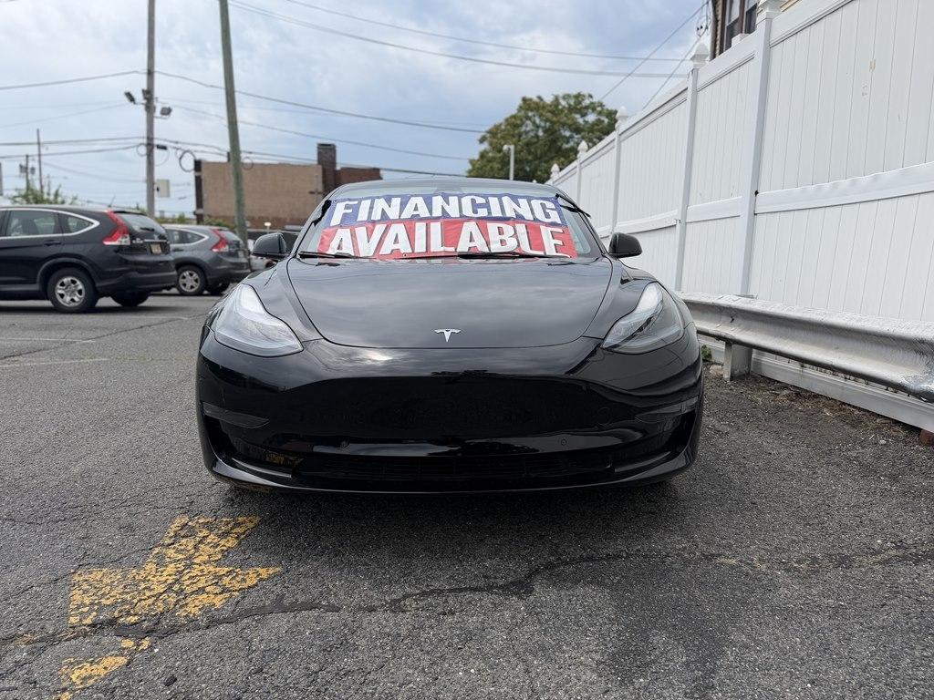 Tesla Model 3  2022