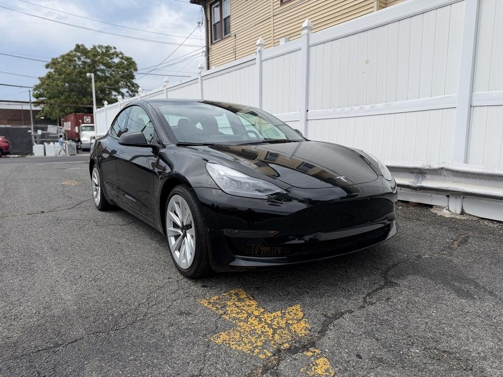 Tesla Model 3  2022