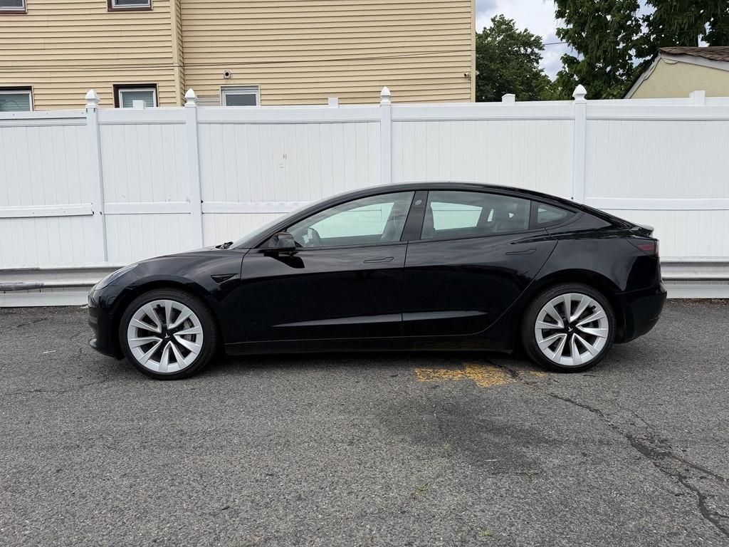 Tesla Model 3  2022
