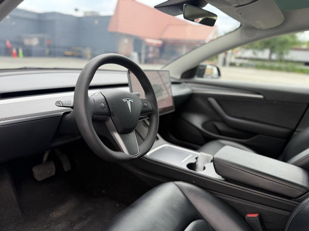 Tesla Model 3  2022