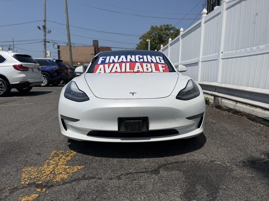 Tesla Model 3  2019