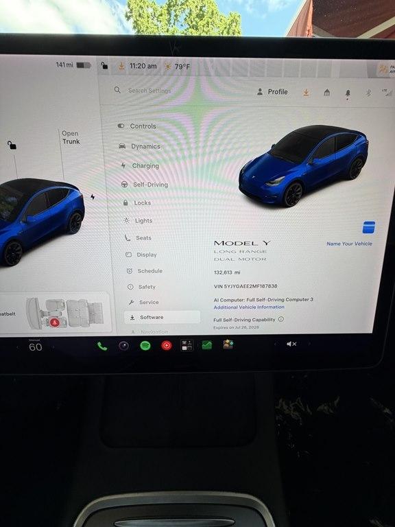 Tesla Model Y  2021