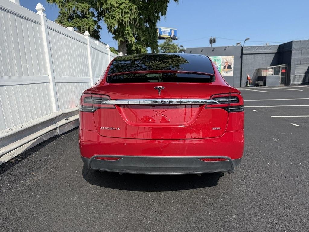 Tesla Model X  2016