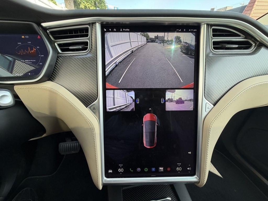 Tesla Model X  2016