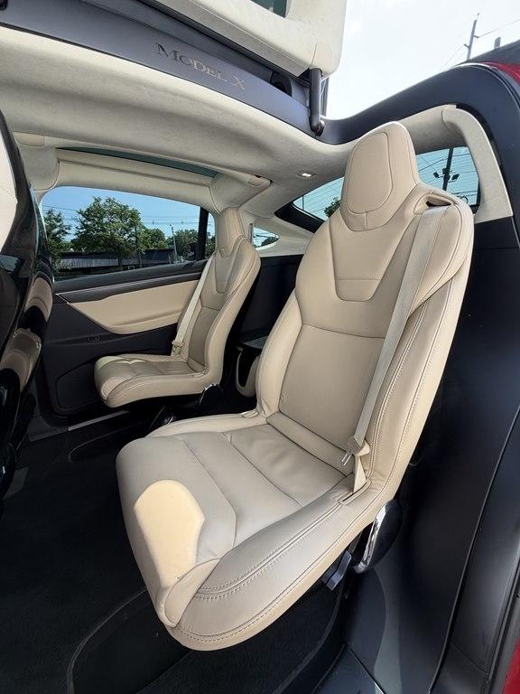 Tesla Model X  2016