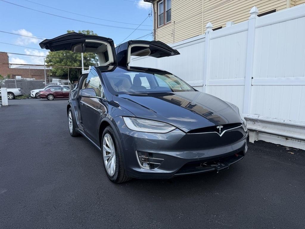 Tesla Model X  2016