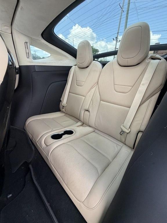 Tesla Model X  2016