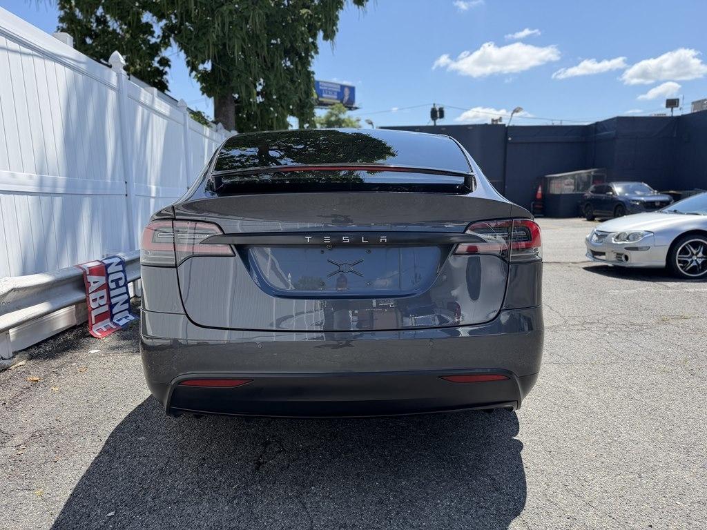Tesla Model X  2017