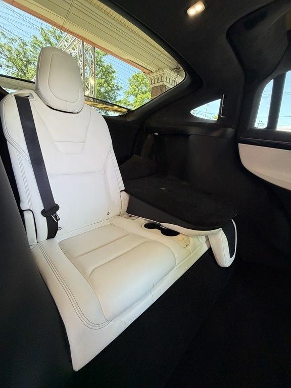 Tesla Model X  2017