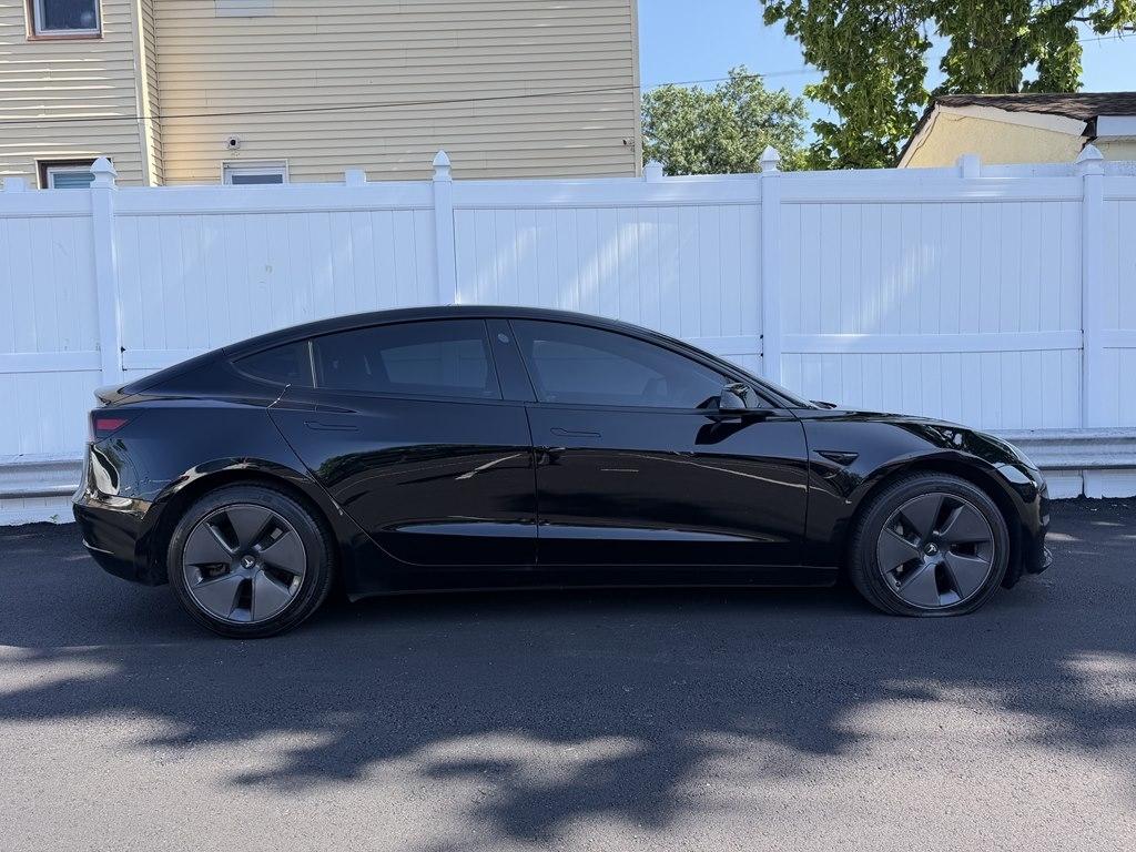Tesla Model 3  2023