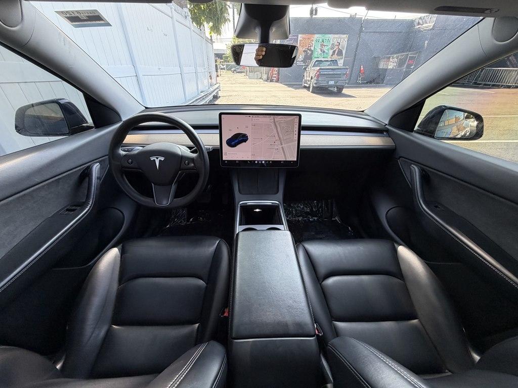 Tesla Model Y  2022