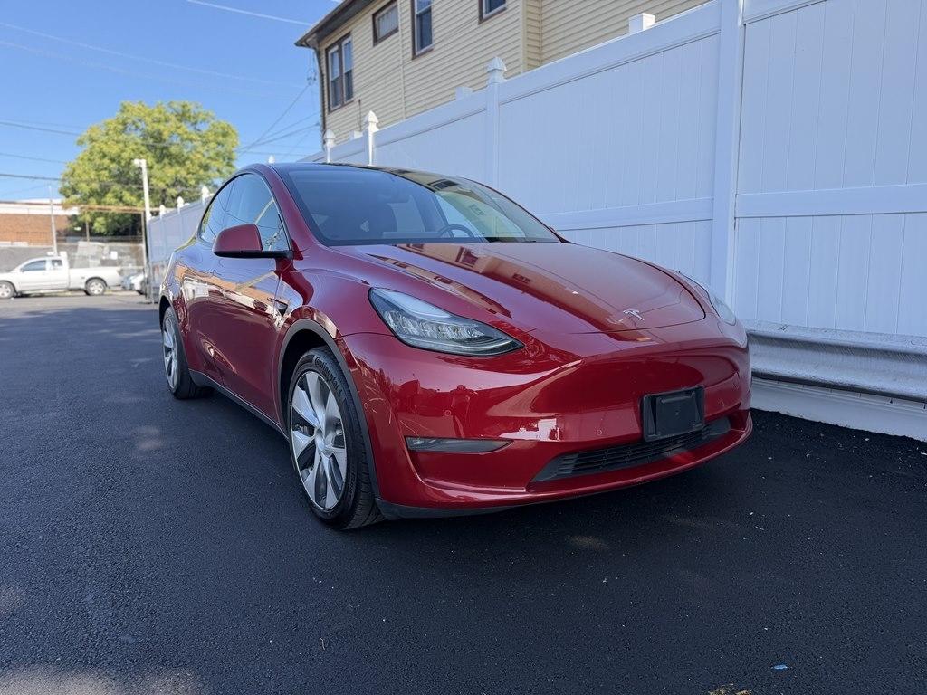Tesla Model Y  2021