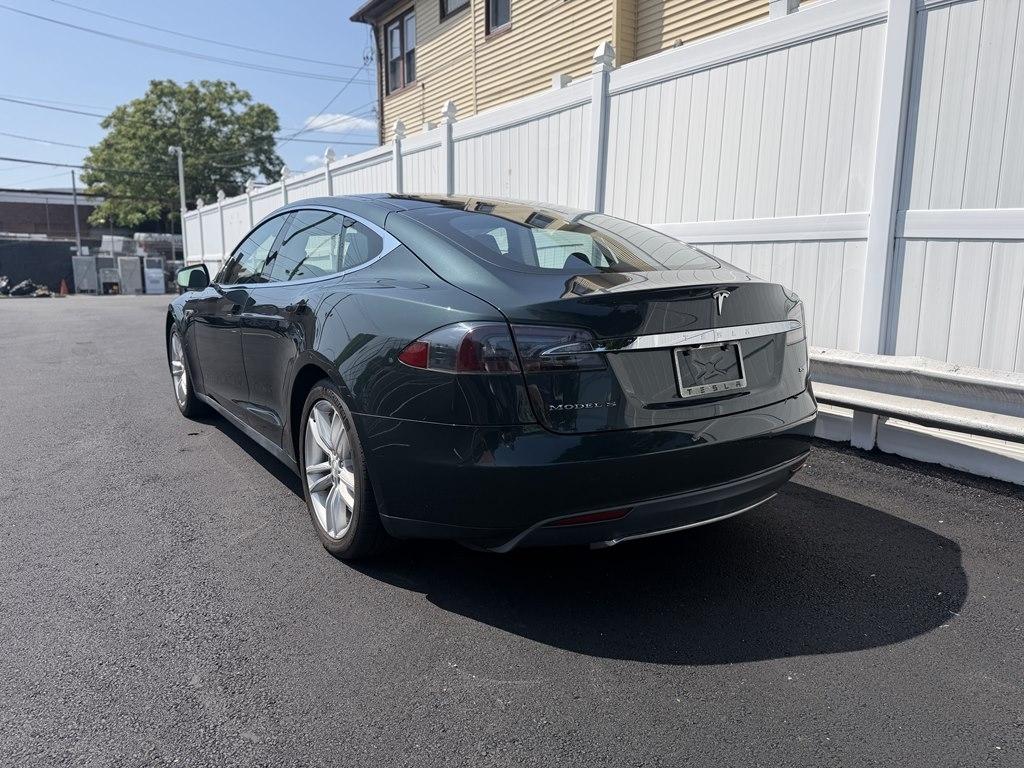 Tesla Model S  2014