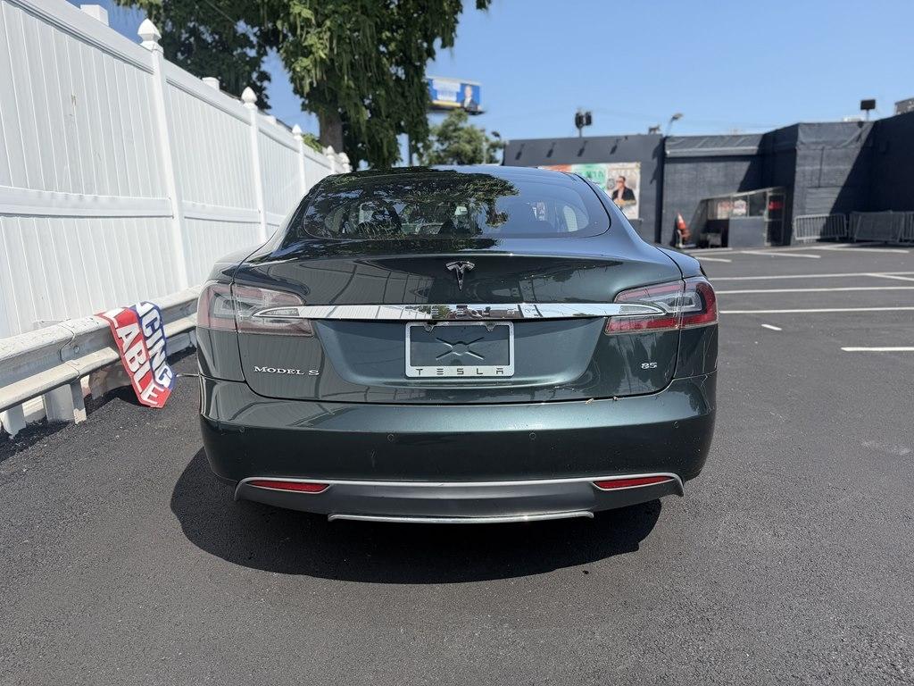 Tesla Model S  2014
