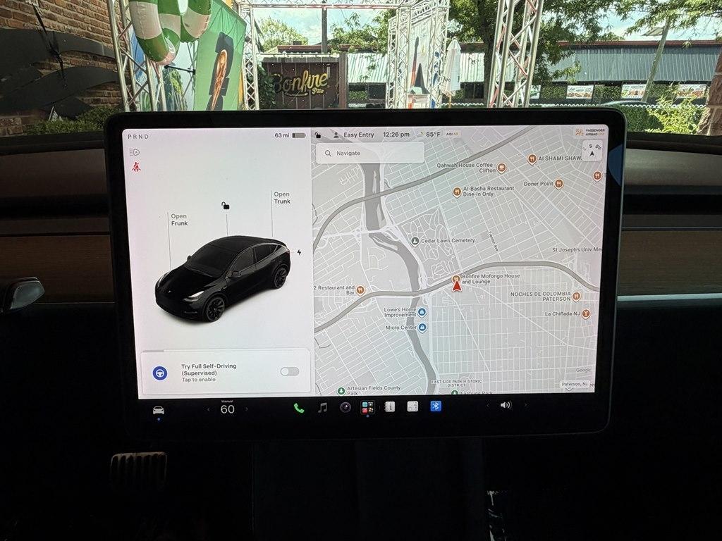 Tesla Model Y  2021