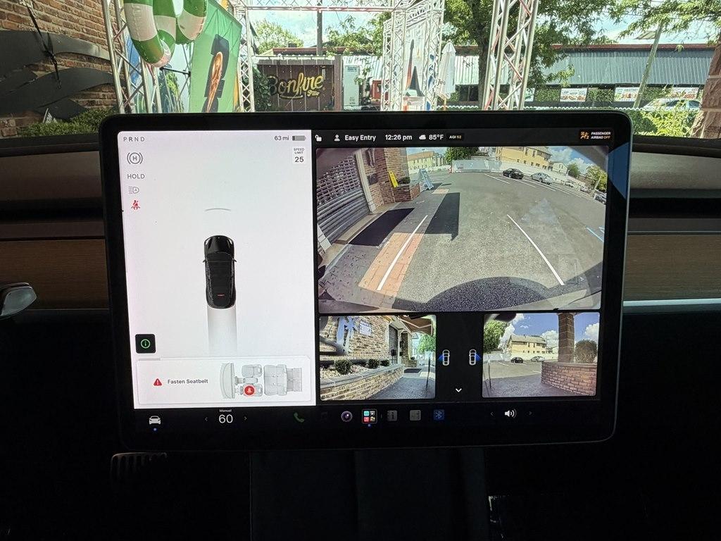 Tesla Model Y  2021