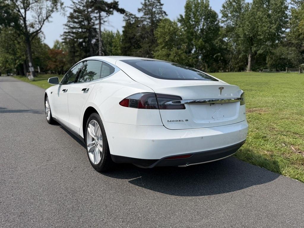 Tesla Model S  2016