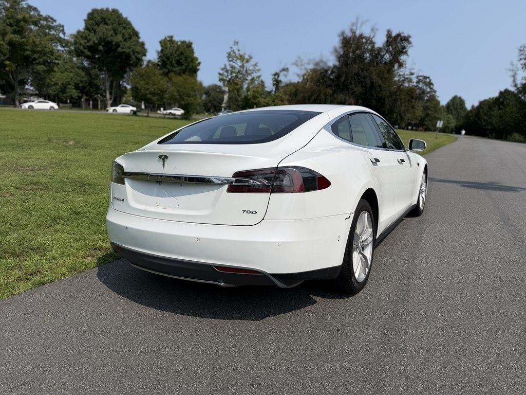 Tesla Model S  2016