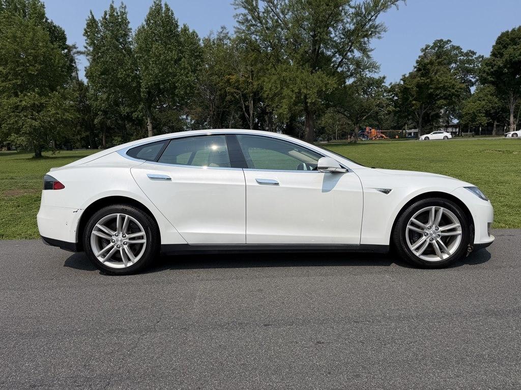 Tesla Model S  2016