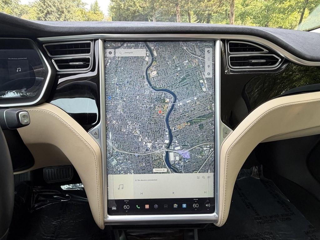 Tesla Model S  2016