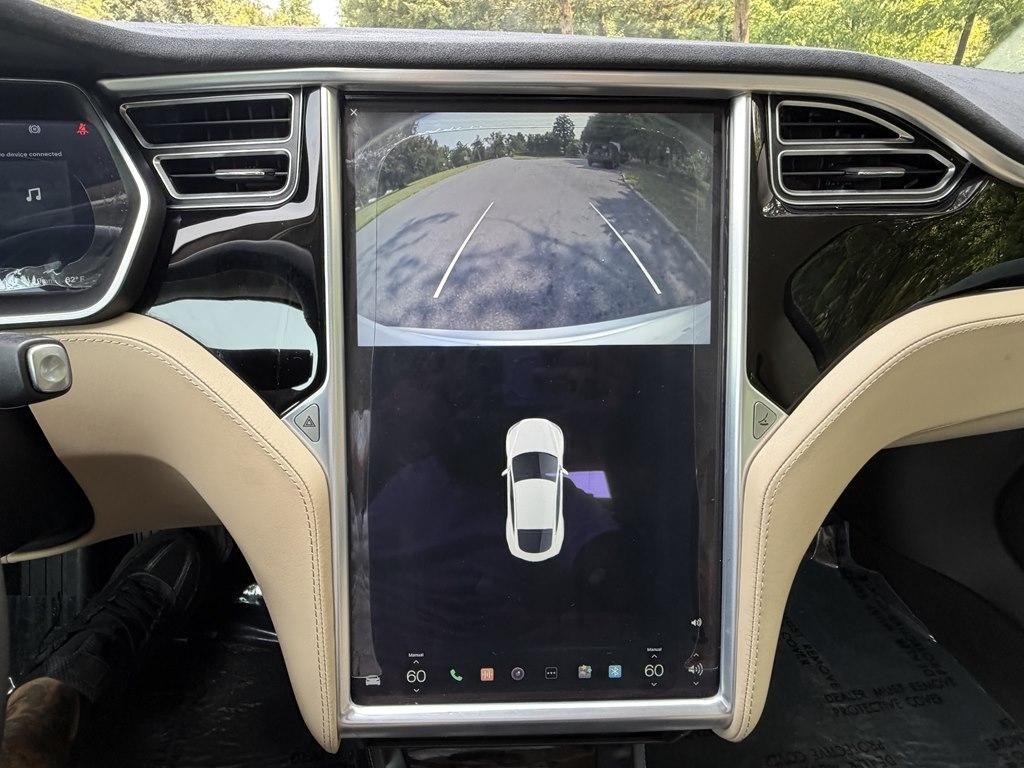 Tesla Model S  2016