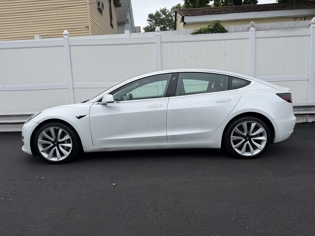 Tesla Model 3  2020