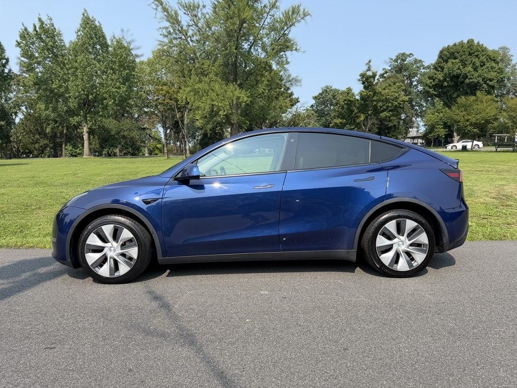 Tesla Model Y  2020