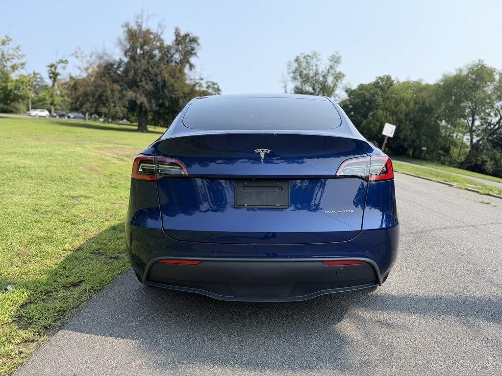 Tesla Model Y  2020
